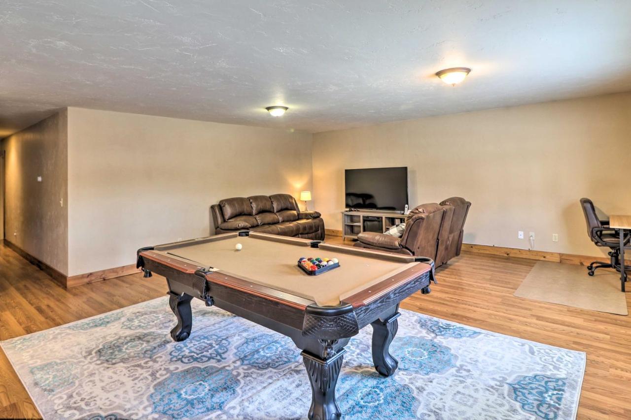 Columbia Falls Private Retreat Pool Table And Deck! エクステリア 写真